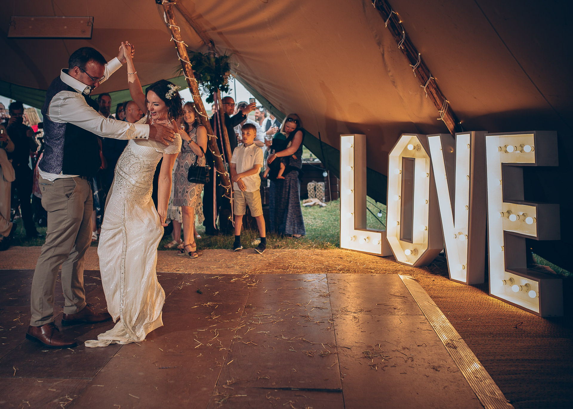 Bride and groom wedding photos at south farm
